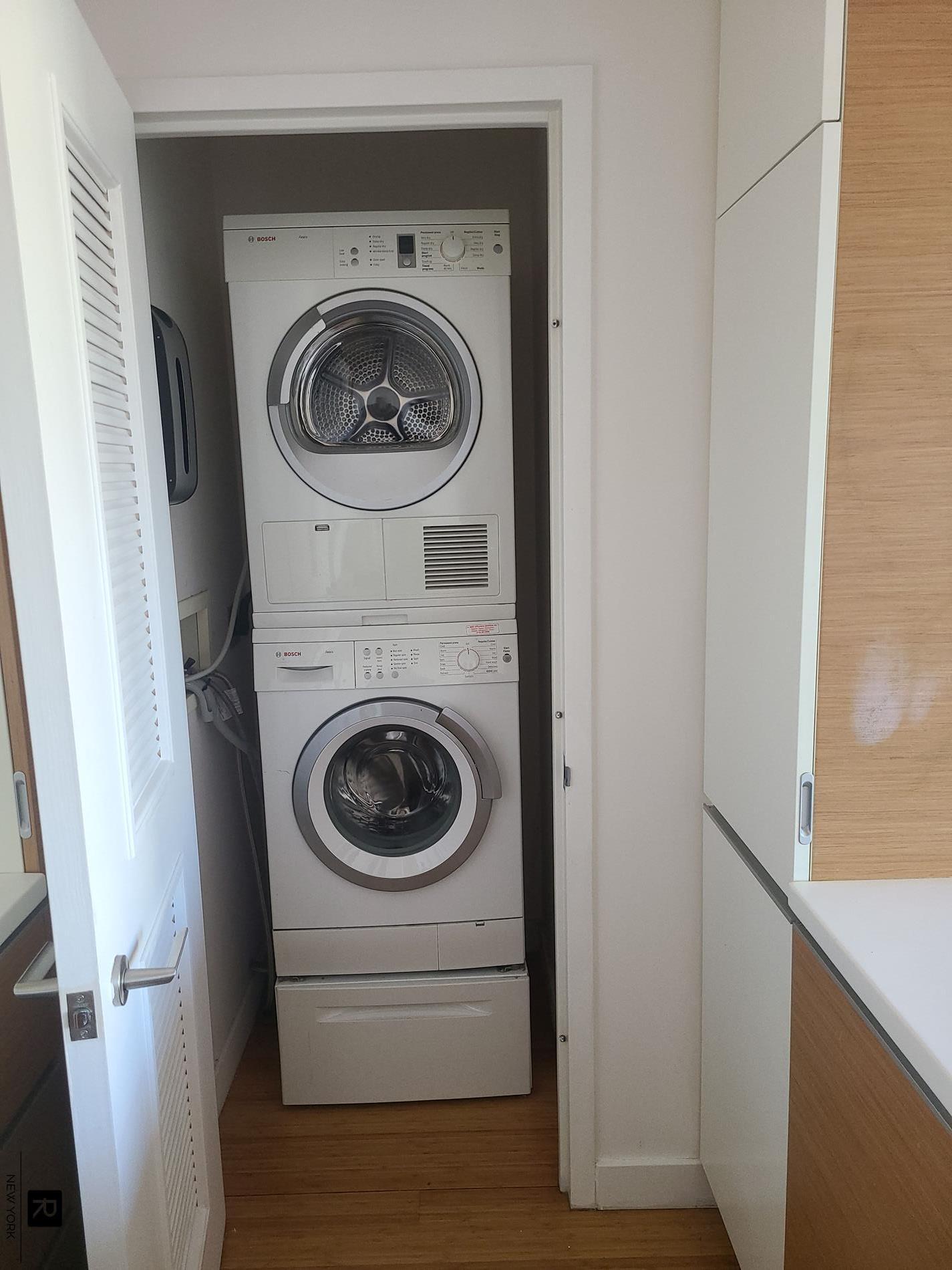 2 River Terrace Unit: 17-F