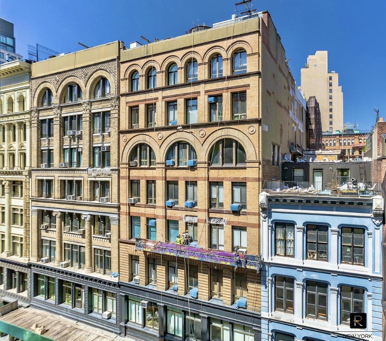 44 E 12th Street Unit: 8-E